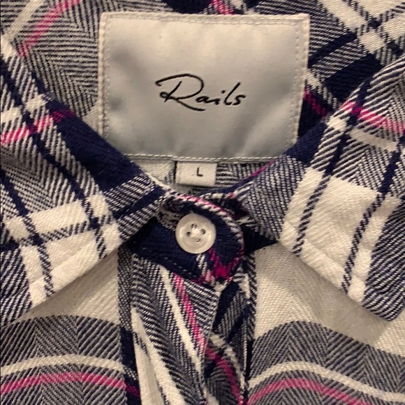 Rails button down - Picture 2 of 4